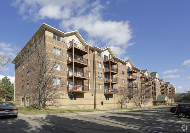 Building Photo - Arrive Inglewood Trails