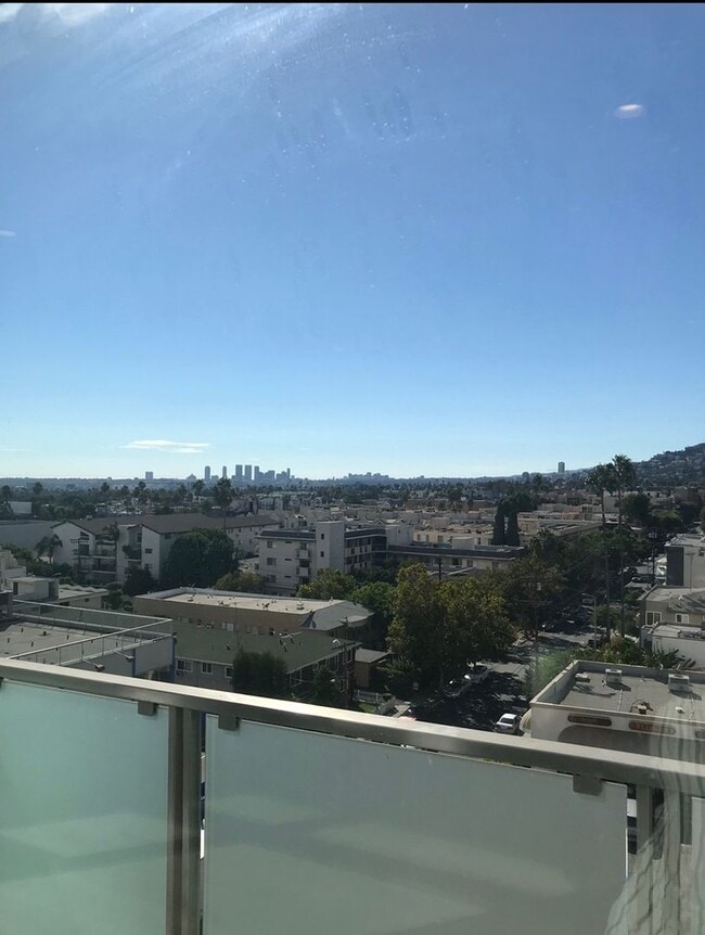 The Lofts on La Brea Apartments in Los Angeles, CA