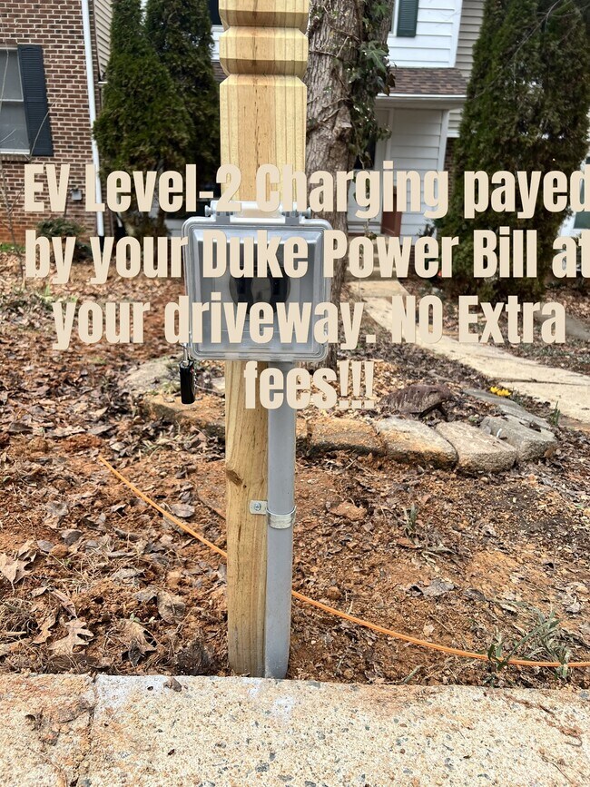 Foto del edificio - 7272 Shellburne Dr