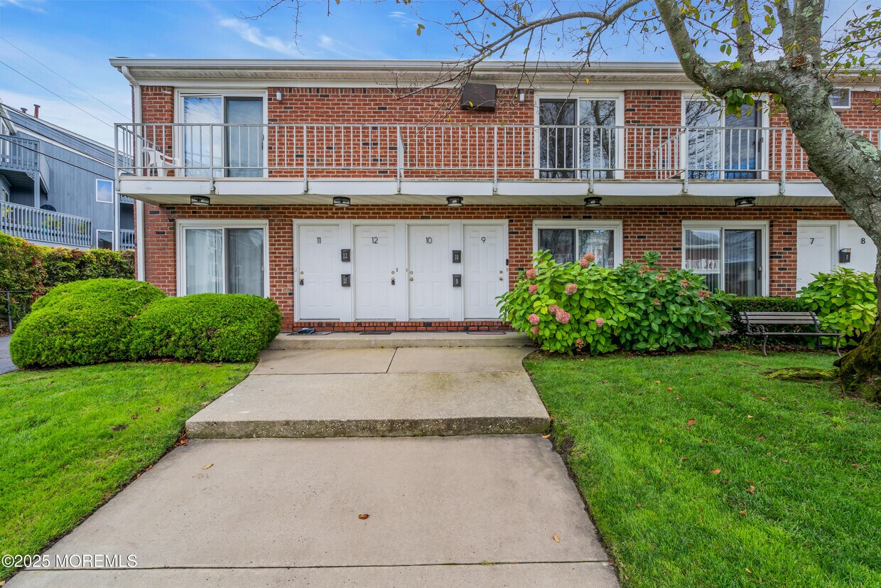 Foto principal - 114 3rd Ave