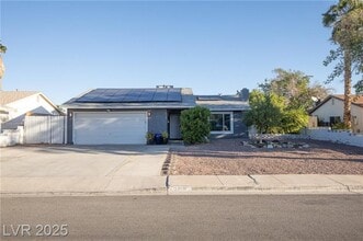 Building Photo - 2120 Wagonwheel Ave