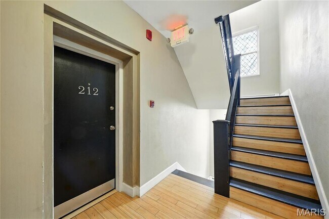 Foto del edificio - 4228 McPherson Ave