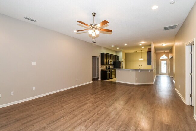 Foto del edificio - 11049 Snowbrook Ct