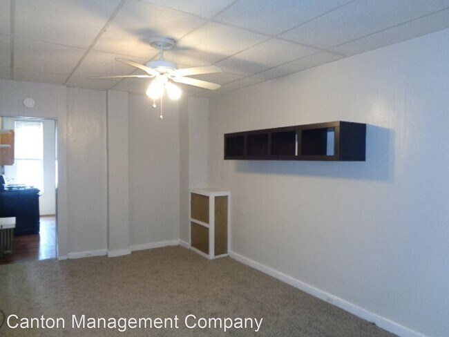 Building Photo - 312 S Highland Ave