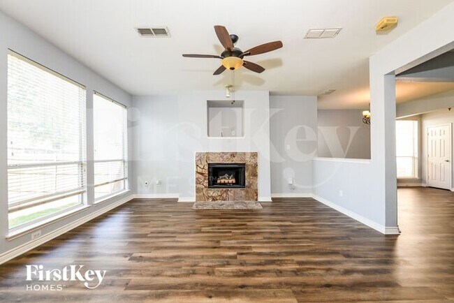 Building Photo - 4909 Lodgepole Lane