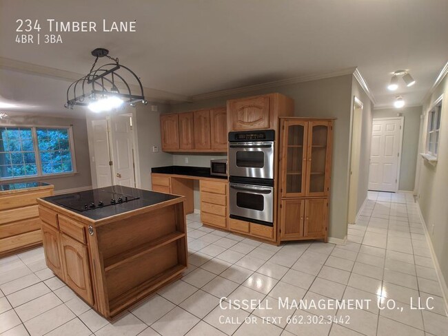 Building Photo - 234 Timber Lane