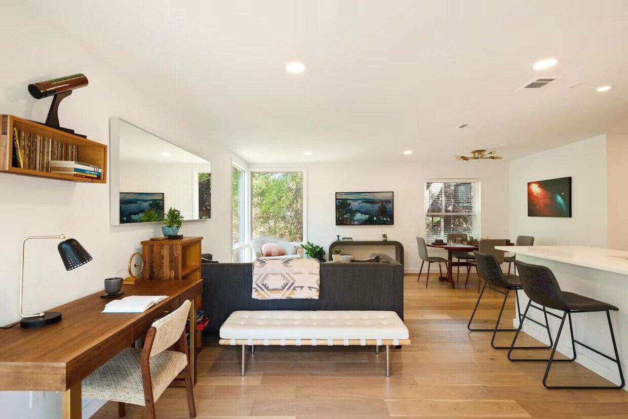 Foto principal - 2906 Westhill Dr