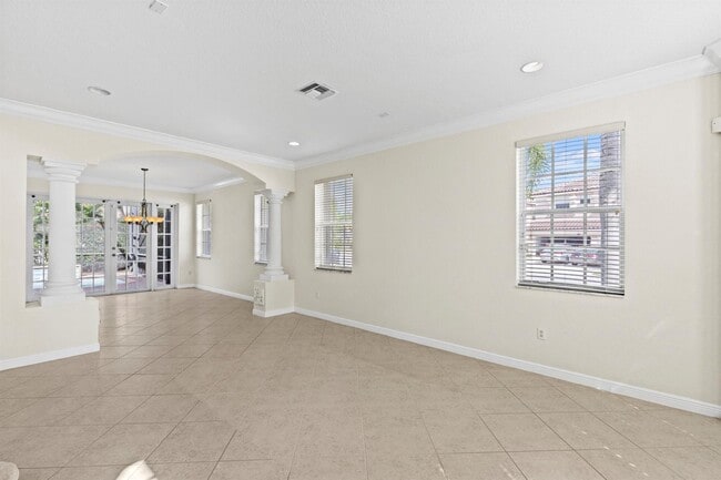 Building Photo - 6597 Marbletree Ln