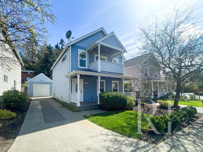 Building Photo - Downtown Kingston Gem! Walk-to-ferry