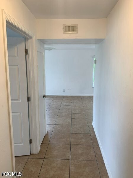 Foto del edificio - 2414 Palm Ridge Rd