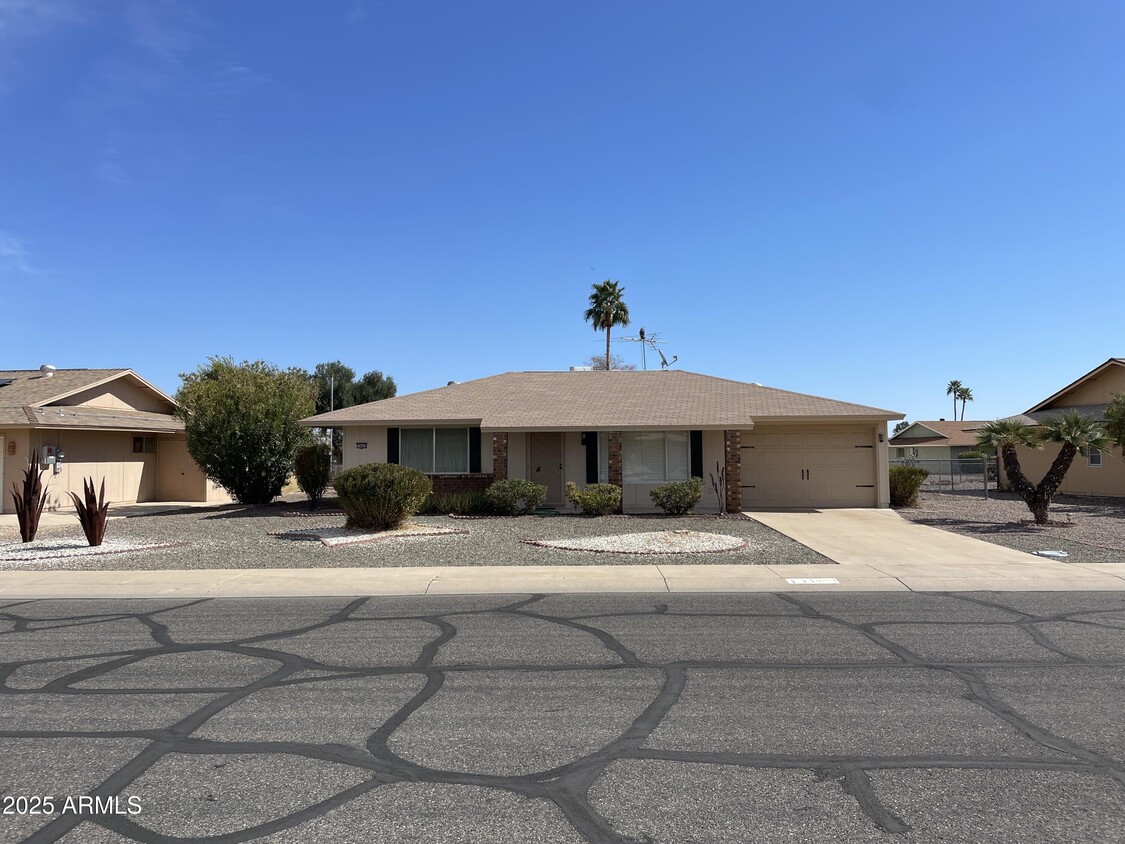 Primary Photo - 19443 N Ponderosa Cir