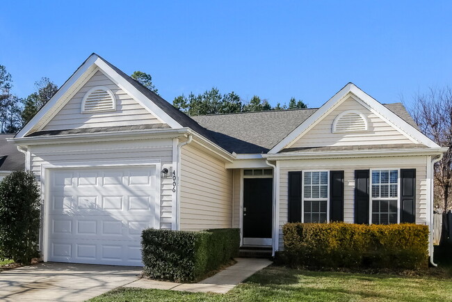 Foto del edificio - 4006 Salmon River Dr