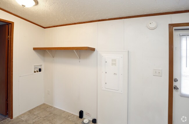 Laundry Hook-Ups - Deerfield Acres