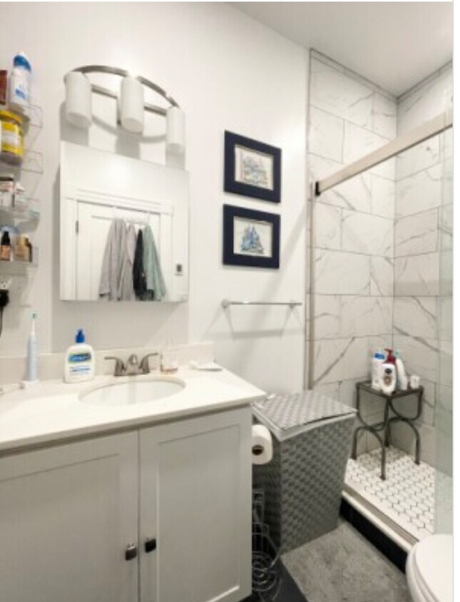 Foto principal - 86 West Cedar St