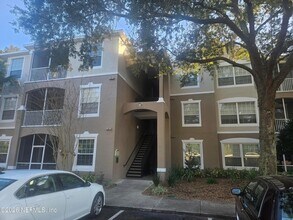 Building Photo - 10550 Baymeadows Rd