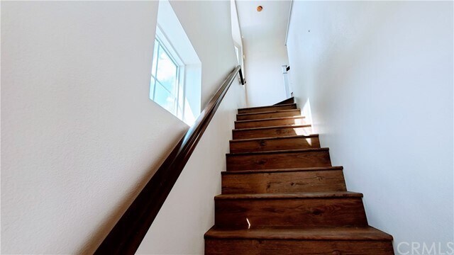 Building Photo - 1303 Abelia