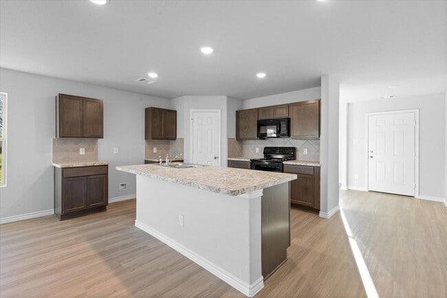 Building Photo - 1102 Riggs St