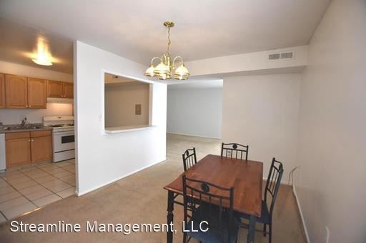 Building Photo - 2 br, 1 bath House - 8693 Greenbelt Rd #202