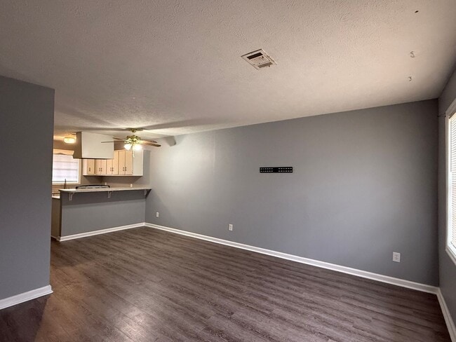 Photo - 1309 Glenn Cir Apartment