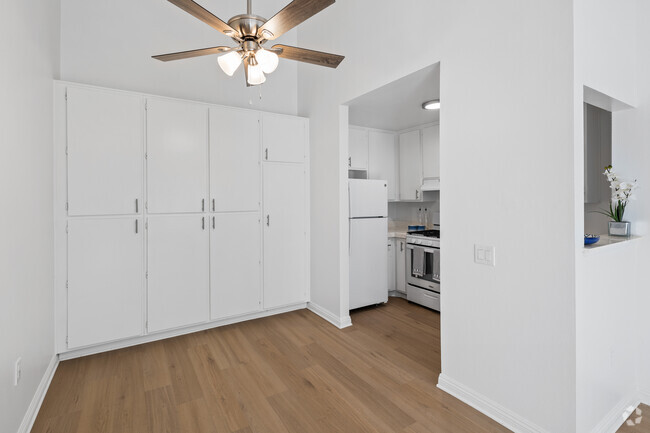 1HAB, 1 BA - 625 ft² - Nantucket Creek Apartments