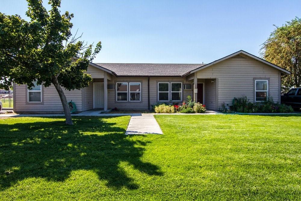 Primary Photo - 549 NW 12th Pl