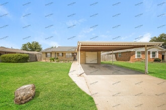 Building Photo - 2217 Connie Dr