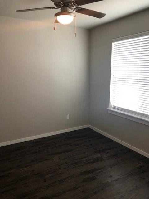 Building Photo - 2321 N Elm St