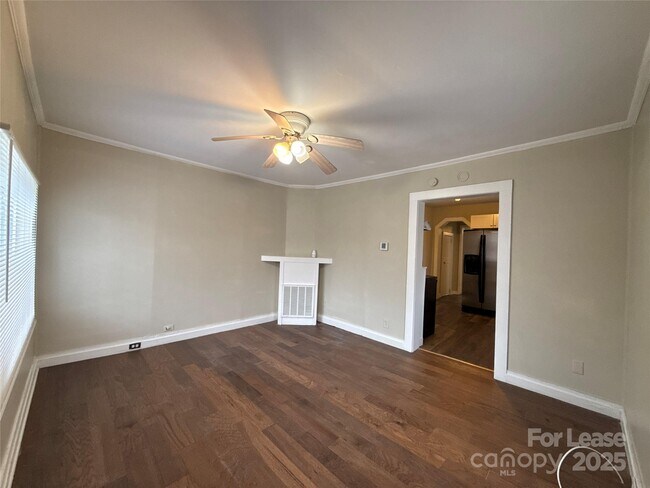 Foto del edificio - 1211 W Bank St