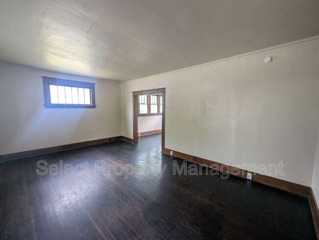 Foto del edificio - 1148 W Packard Ave