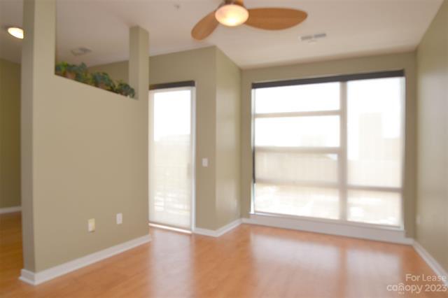 Foto del edificio - 525 E 6th St