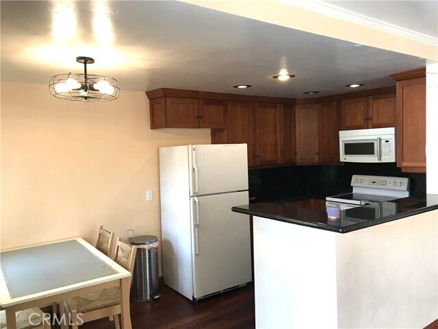 Foto del edificio - 3103 Evening Way