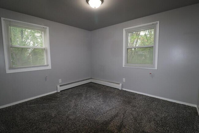 Foto del edificio - 1405 S Taylor St