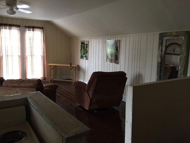 Foto del edificio - 819 E Lee St