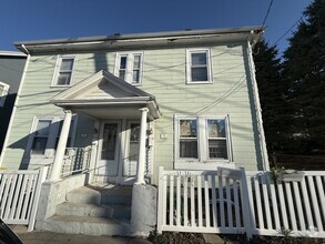 Building Photo - 76 Fowle St