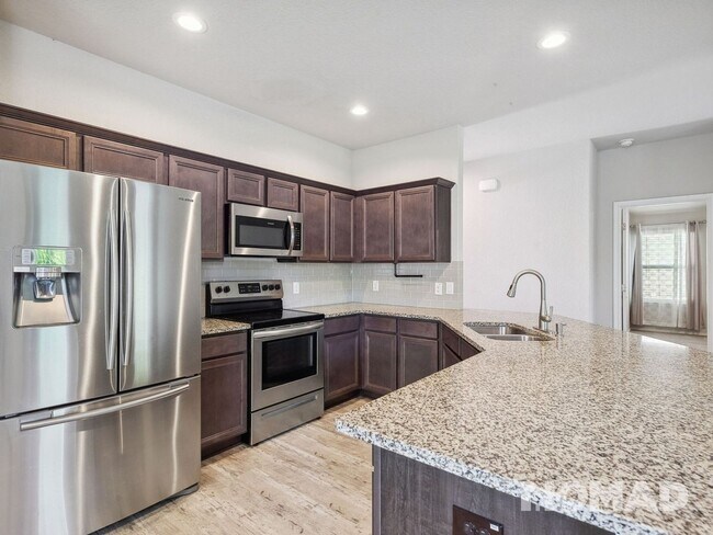 Building Photo - 3 Bedroom Single Family Home in New Braunfels