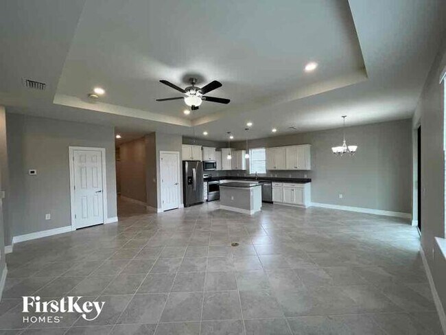 Foto del edificio - 2535 Marton Oak Blvd