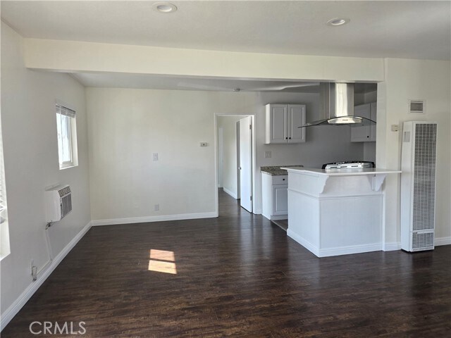 Foto del edificio - 1007 S Tamarack Dr