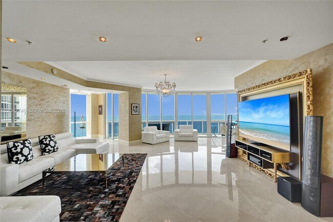 Foto del edificio - 18201 Collins Ave
