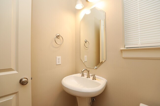 Foto del edificio - 1205 Birdsall St