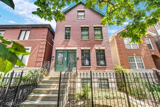 Building Photo - 2045 N Honore St
