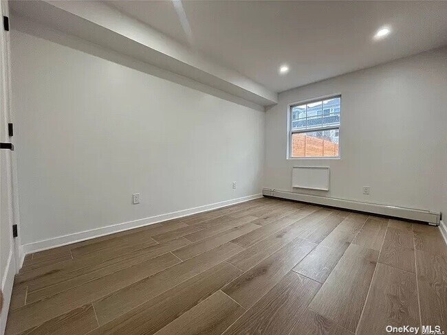 Building Photo - 214 Beach 98th St