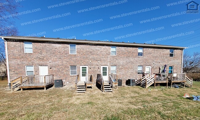 Building Photo - Your Gateway to Comfort and Convenience