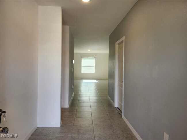 Foto del edificio - 413 SE 13th Pl