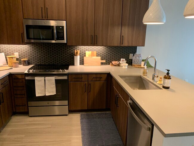 Foto del edificio - 212 E 4th Ave