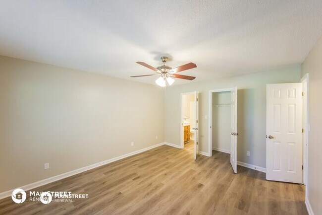 Foto del edificio - 5820 ALLEN DR, MCCALLA, AL 35111