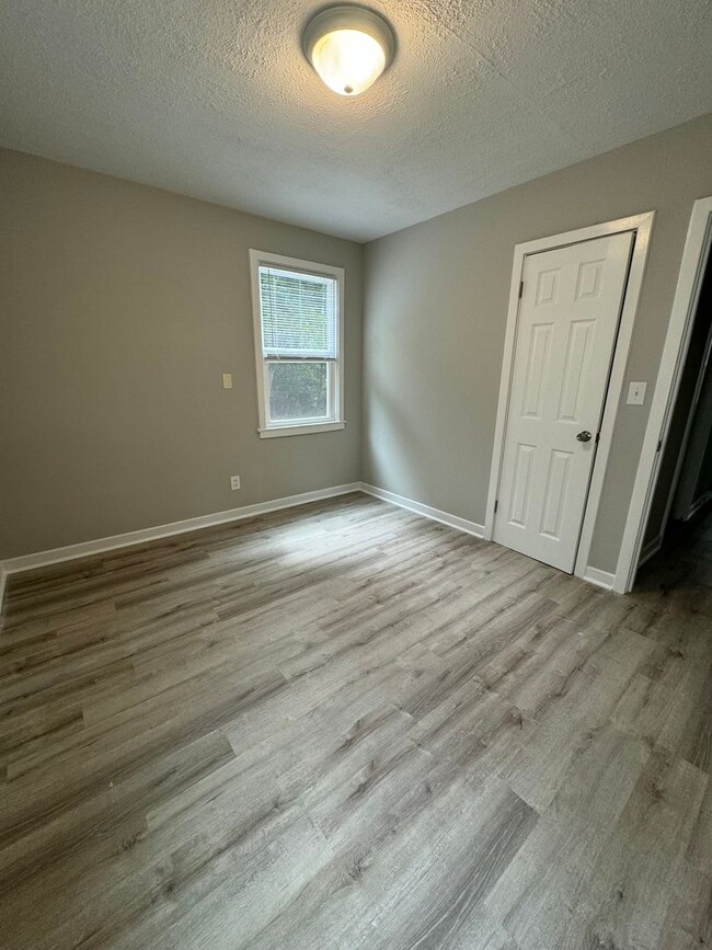 Building Photo - Available NOW!! in Downtown North Augusta