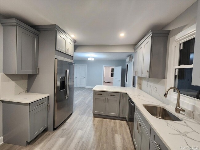 Building Photo - 159 Cleveland Ave