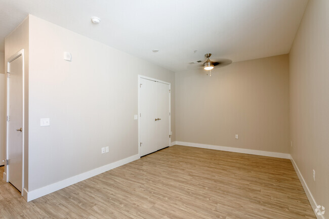 0BR, 1BA - 455SF - The Wheatley Flats