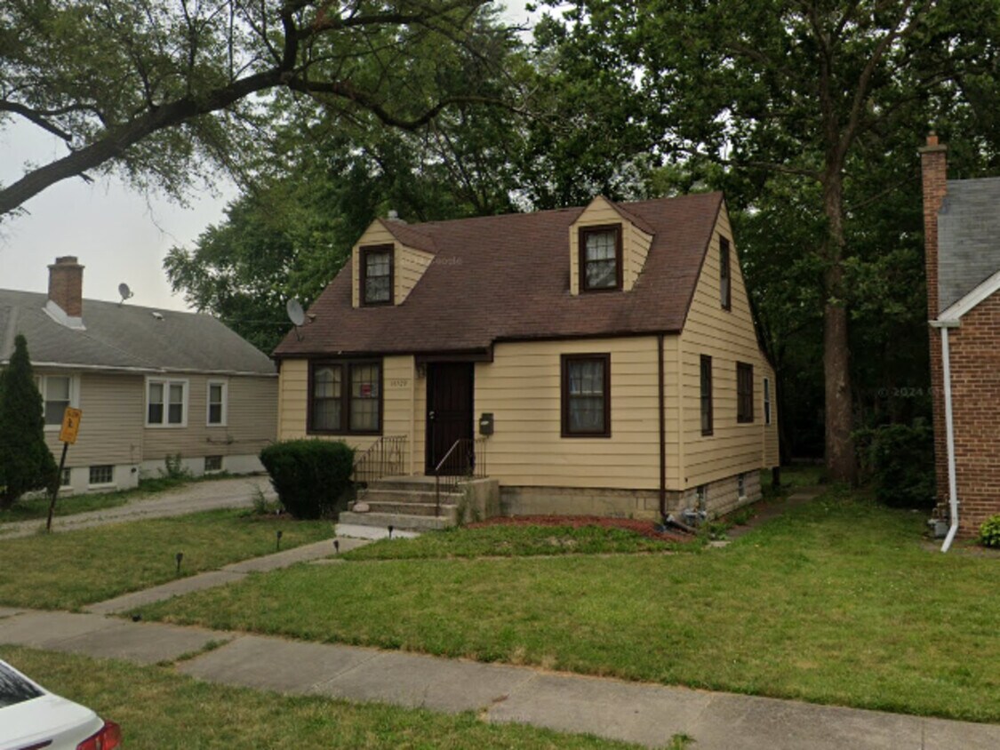 Foto principal - 14703 S Princeton Ave