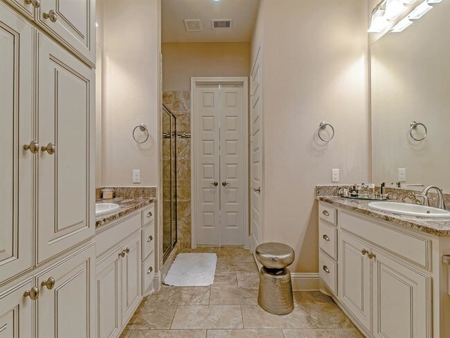 Foto del edificio - 522 Imperial Blvd